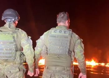 Policiais apreendem mais 900 kg de entorpecente e fuzil no Rio Solimões