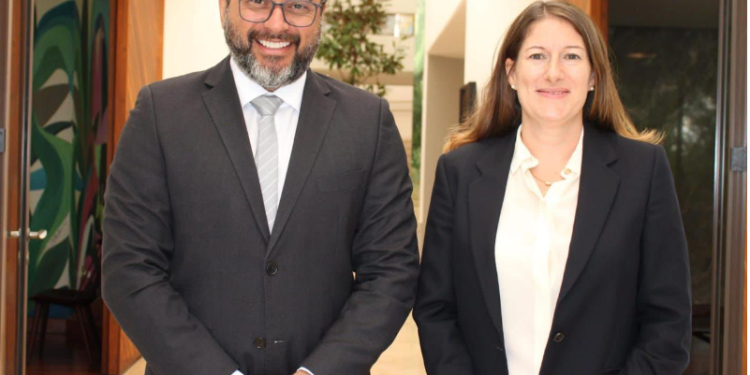Wilson Lima apresenta projetos sustentáveis à embaixadora britânica e destaca importância da atuação do Reino Unido na Amazônia
