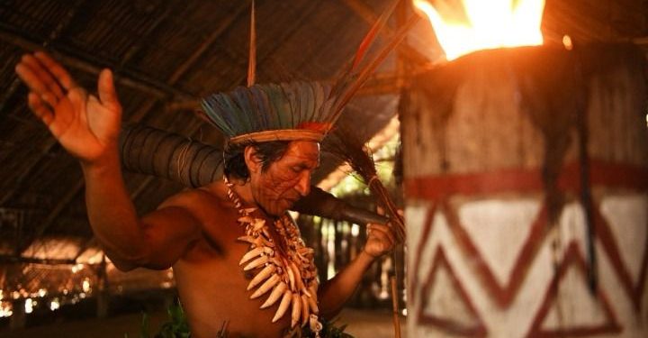 Comunidades indígenas no Amazonas oferecem experiência turística única