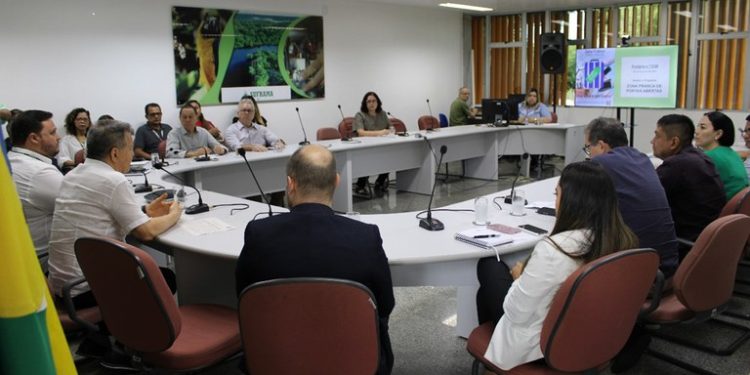 Empresas participam de reunião de adesão ao Zona Franca de Portas Abertas