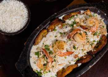 Pirarucu ao molho de castanhas-do-pará