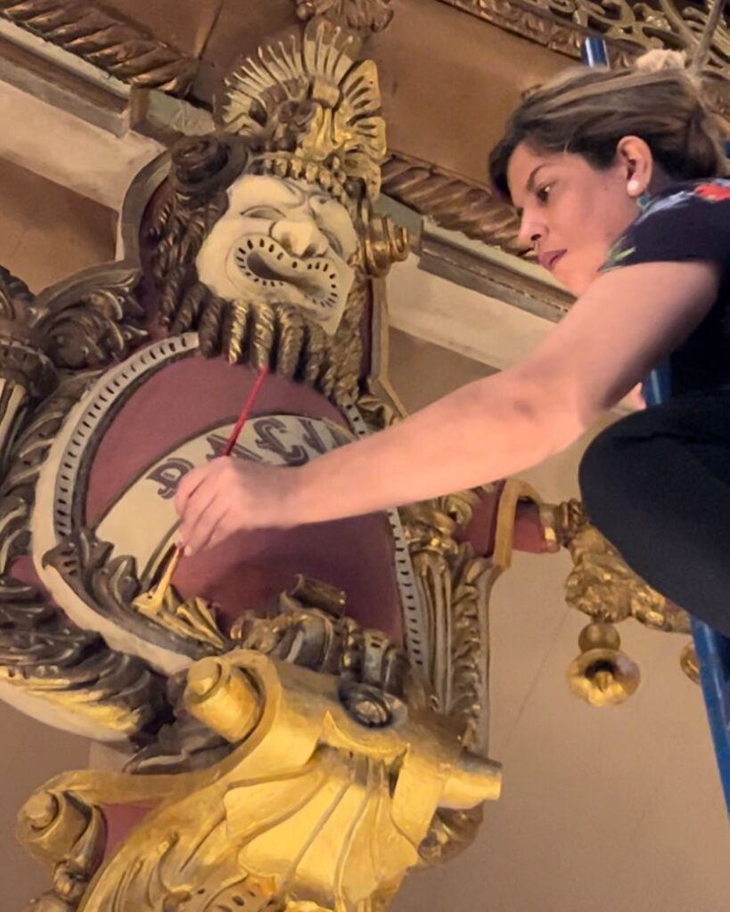 Teatro Amazonas passa por serviços de manutenção, conservação e restauro