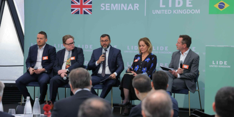 Wilson Lima Promove Potencial do Mercado de Carbono do Amazonas em Londres
