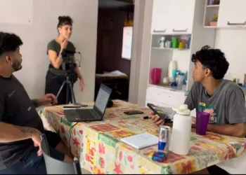 Som, Luzes e Causas Sociais: Espaço Curupira é cenário para gravação de documentário sobre música eletrônica em Manaus