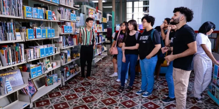 Biblioteca Pública do Amazonas convida público para troca de Livros e Gibis, no domingo