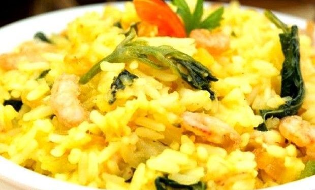 Risoto de jambu com camarão e tucupi