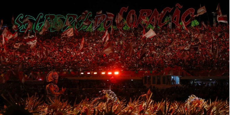 Festival de Parintins 2024: Garantido encerra a segunda noite levando o Bumbódromo ao delírio
