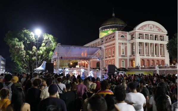 Tacacá na Bossa leva o rock do Pink Floyd ao Largo São Sebastião