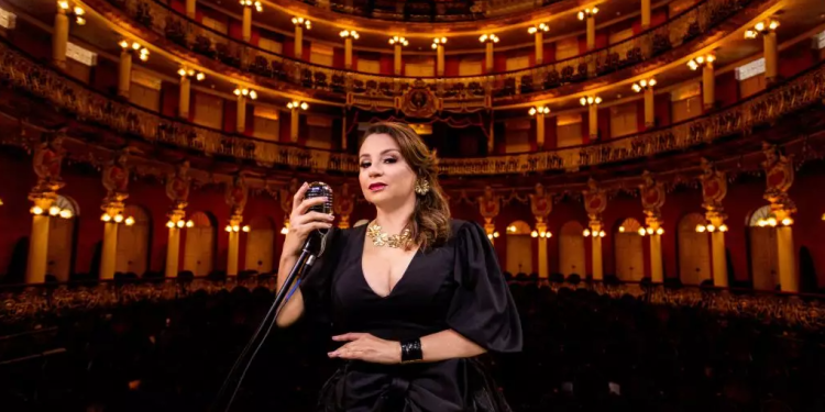 Cinara Nery lança álbum e documentário comemorativos pelos 30 anos de carreira