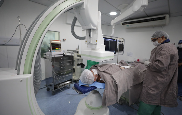 Governo do Amazonas promove mutirão de cateterismo e angioplastia beneficiando mais de 300 pacientes