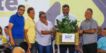 Sepror busca fortalecer agricultura familiar com entrega mudas a produtores rurais de Manaus
