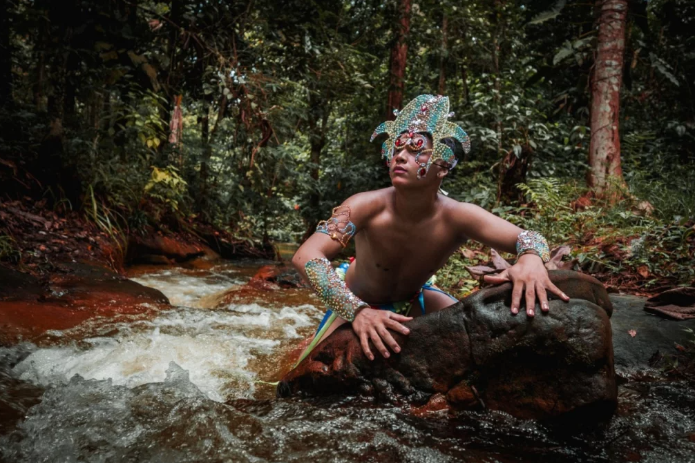 Grupo Jurubebas apresenta peça ‘Vila dos Vagalumes’ sobre o Mundo das Encantarias Amazônicas