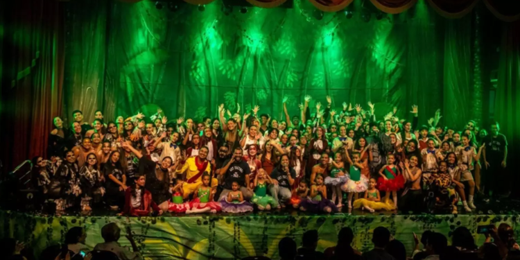 ArtFactory celebra cinco anos com espetáculo de dança no Teatro Amazonas