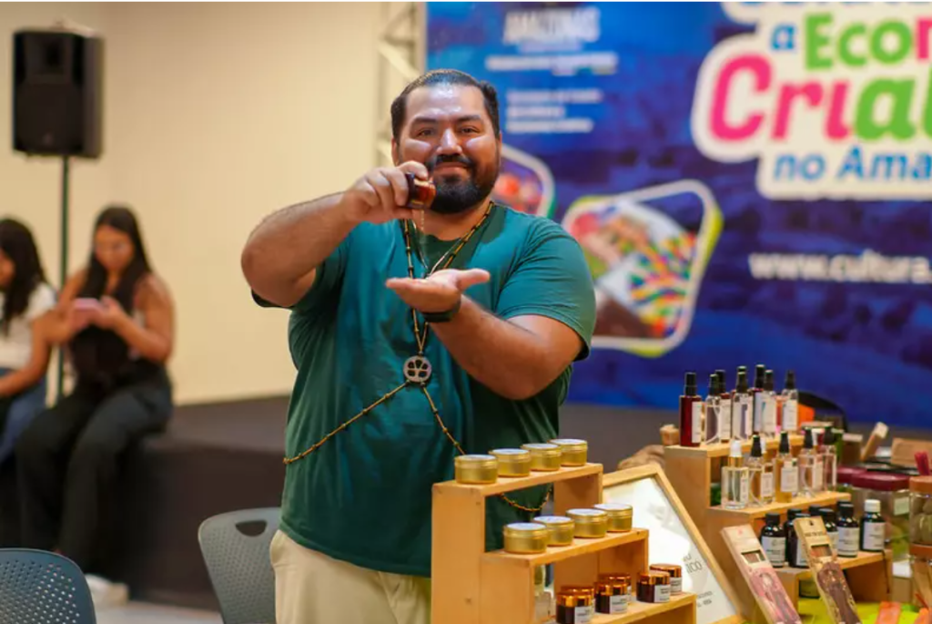 Festival Amazonas de Turismo impulsiona pequenos negócios e mostra a força da economia criativa