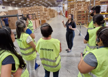 Zona Franca de Portas Abertas leva acadêmicos de ciências humanas e biológicas a empresas do PIM