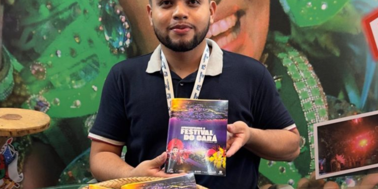 Cultura do interior: livro sobre Festival do Cará é lançado em Manaus