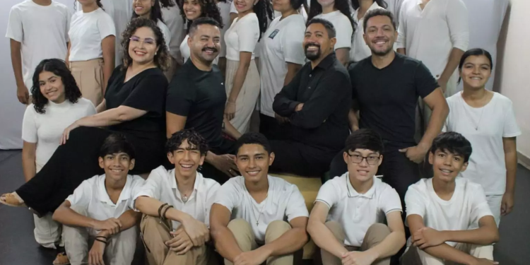 Coral infantojuvenil do Liceu de Artes e Ofícios Cláudio Santoro faz apresentação especial no Dia dos Namorados