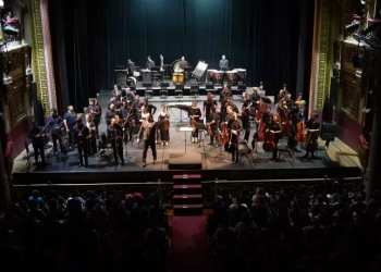 Festival Amazônico de Músicas e Artes reúne orquestras e dança em espetáculo que exalta a força simbólica da Amazônia