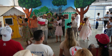 Festival de Parintins 2025 Visita guiada ao Bumbódromo bate recorde de público e reforça alta da cultura e turismo em Parintins