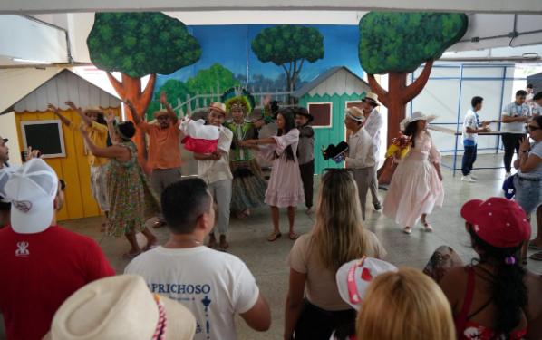 Festival de Parintins 2025 Visita guiada ao Bumbódromo bate recorde de público e reforça alta da cultura e turismo em Parintins