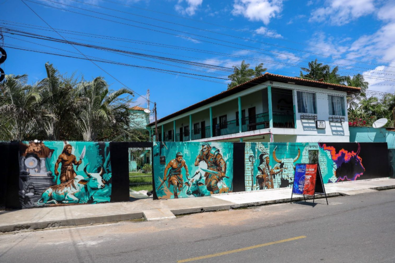 Festival de Parintins 2025 artistas do projeto ‘Galeria Cidade Aberta’ falam sobre as obras e inspirações