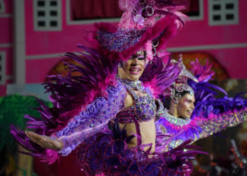 Com emoção e casa cheia, 67º Festival Folclórico do Amazonas dá início à programação da Categoria Ouro