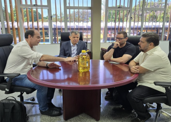 Suframa recebe Serra Verde para apresentação de novo produto refinado fabricado em Roraima