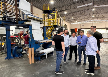 Suframa visita fábrica da Astro Pack e reforça apoio à indústria de plásticos