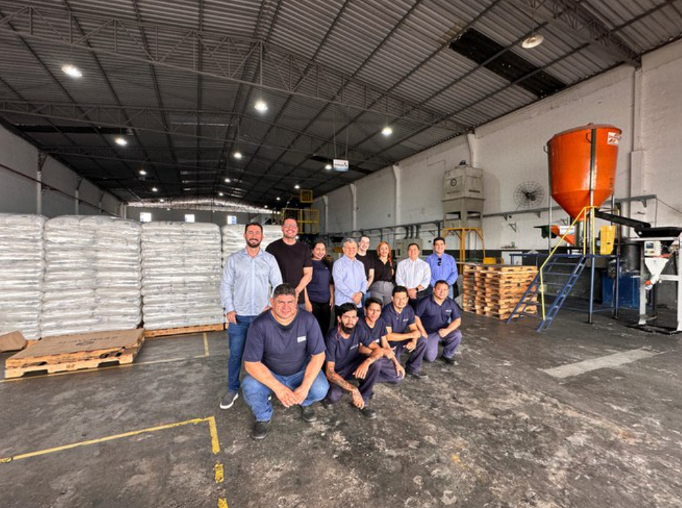 Suframa visita fábrica da Astro Pack e reforça apoio à indústria de plásticos