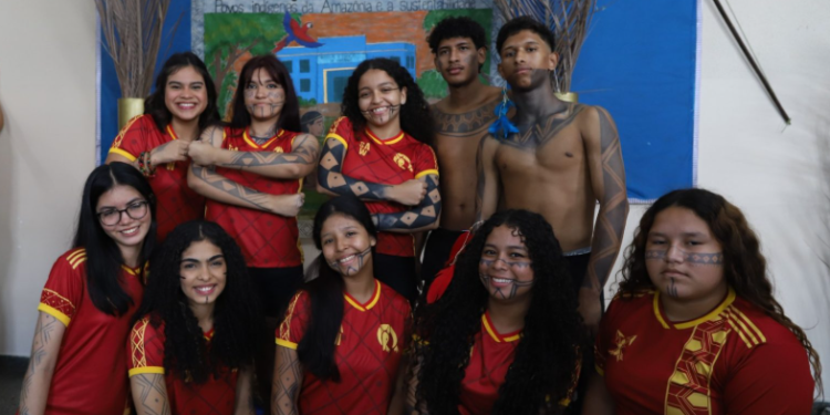 Instituto de Educação do Amazonas apresenta projeto ‘O diálogo com a natureza: povos indígenas e a sustentabilidade’