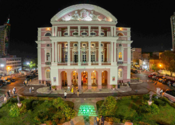 Noite de encontros e ritmos marca segunda apresentação do Green Jazz no Teatro Amazonas
