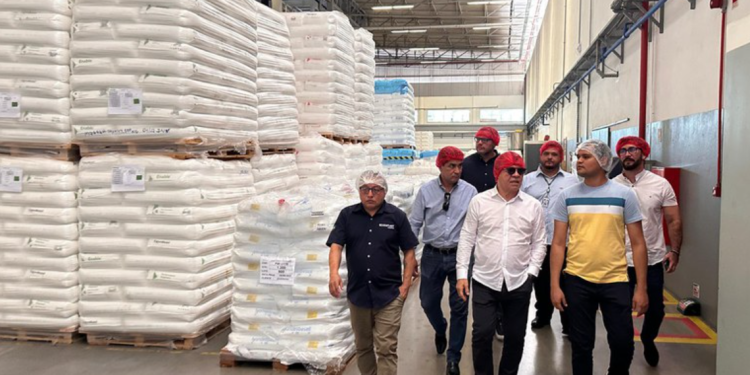 Suframa visita planta da Zaraplast da Amazônia