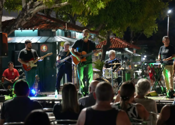 Banzeiro Cabôco reúne talentos locais em noite de música no Largo de São Sebastião