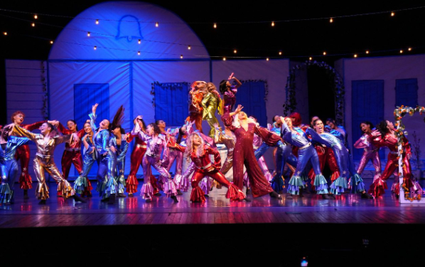 Teatro Amazonas recebe espetáculo do Corpo de Dança da Liga com adaptação de “Mamma Mia!”