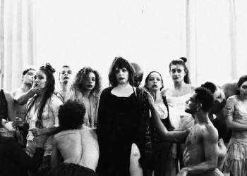 Espetáculo de dança ‘Cabaré Chinelo’ estreia no Teatro Amazonas