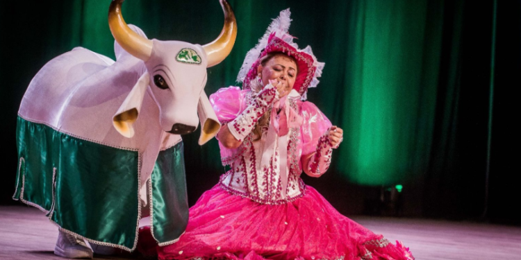 Teatro da FUnATI emociona público com espetáculo sobre a cultura amazônica em fórum nacional