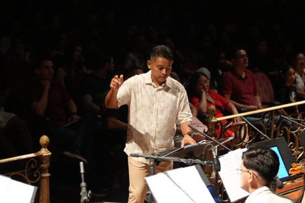 Espetáculo ‘Rede de Memórias’ emociona público ao reviver tradições e afetos da cultura amazonense