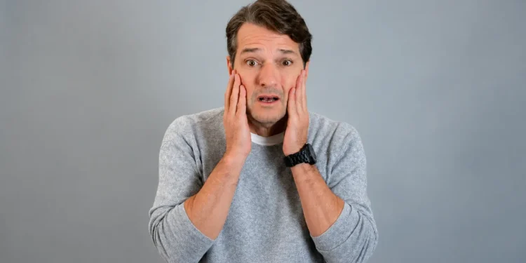 Marcelo Serrado apresenta a comédia ‘Terapia’ no Teatro Amazonas neste fim de semana